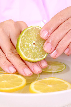 Три лимона для крепких ногтей