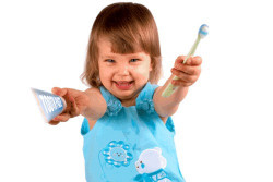 Правильный уход за детскими зубами