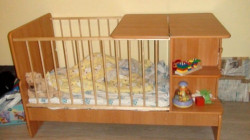 На что обращать внимание при выборе детской кроватки?