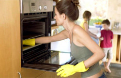 Как отмыть духовку и противень легко и быстро
