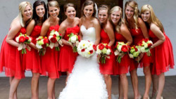 Как выбрать платье подружки невесты?